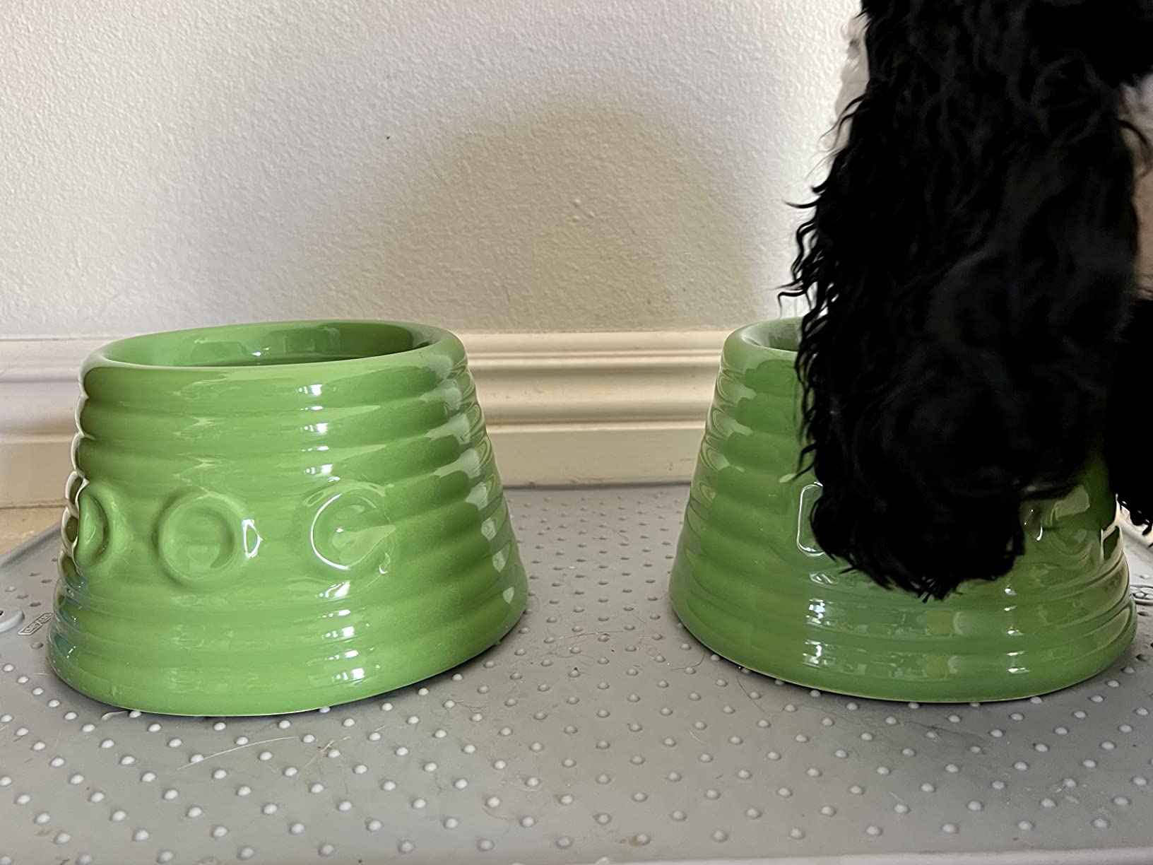 Best dog bowls for cocker spaniels: Bauer Pottery Bowl